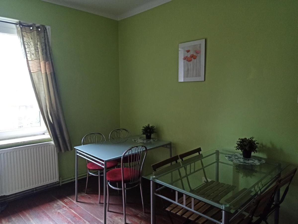 Willa Retro Hostel Краків Екстер'єр фото
