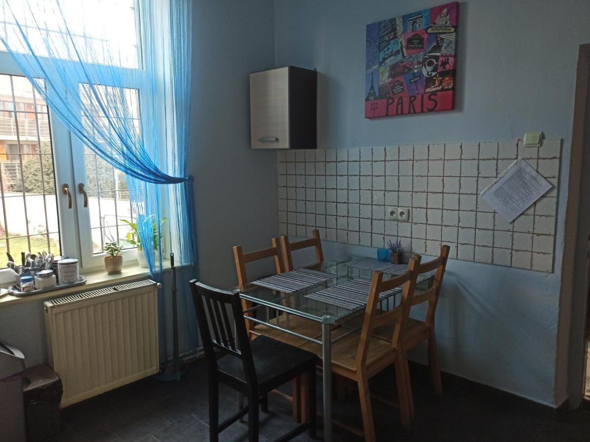 Willa Retro Hostel Краків Екстер'єр фото