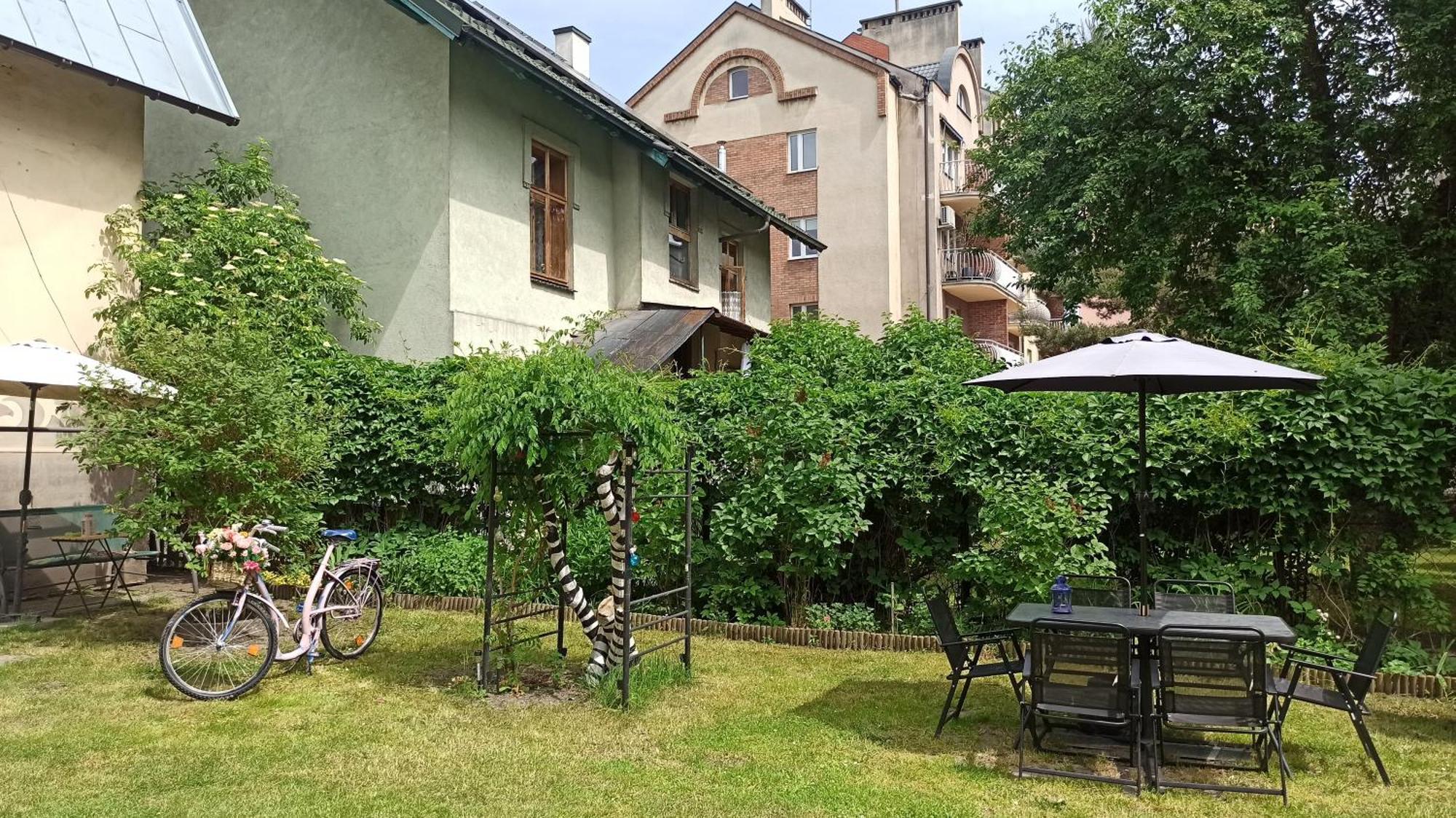Willa Retro Hostel Краків Екстер'єр фото