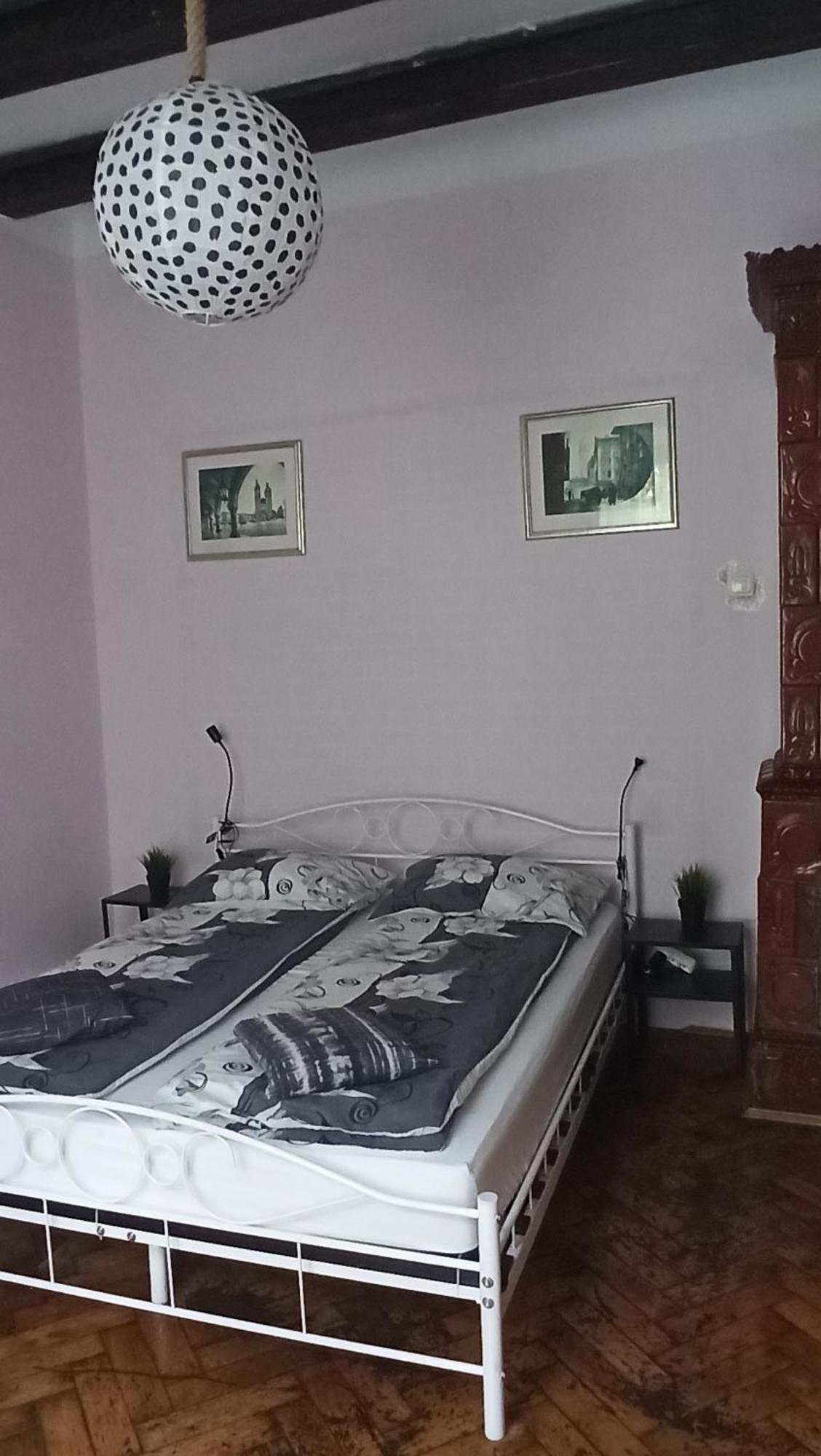 Willa Retro Hostel Краків Екстер'єр фото